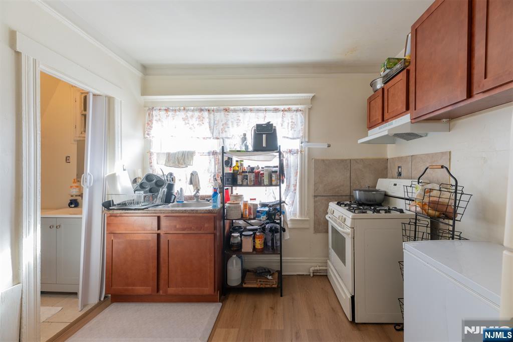 208 19th Street