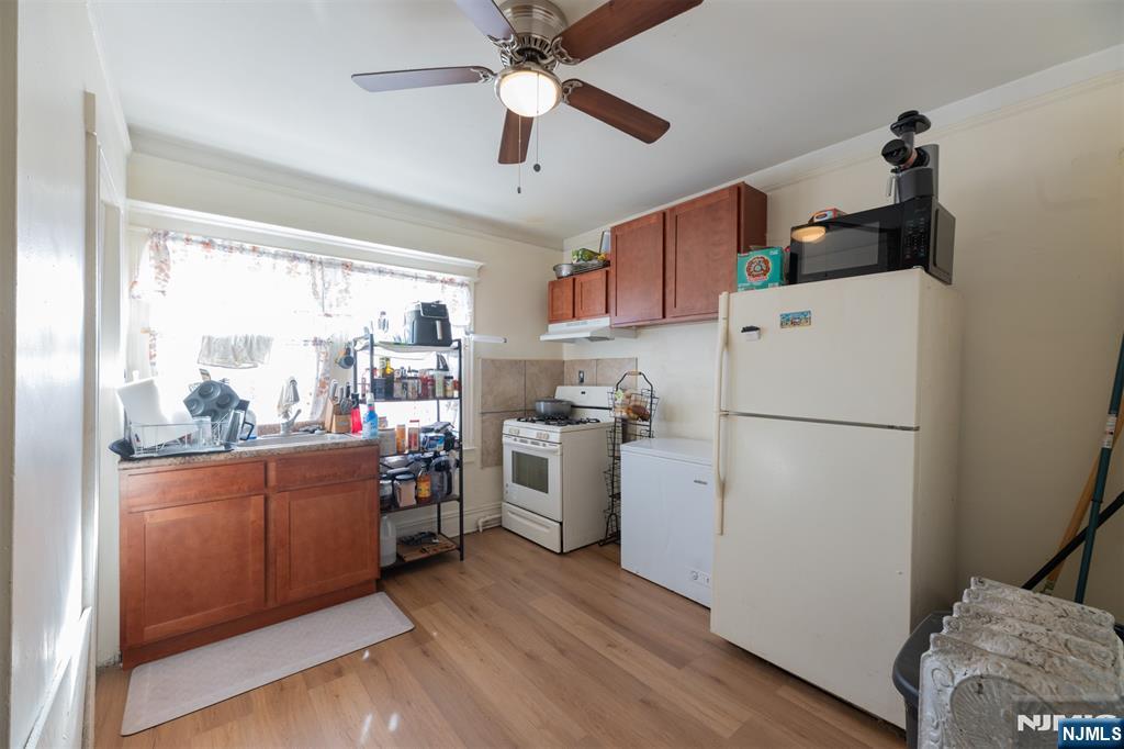 208 19th Street