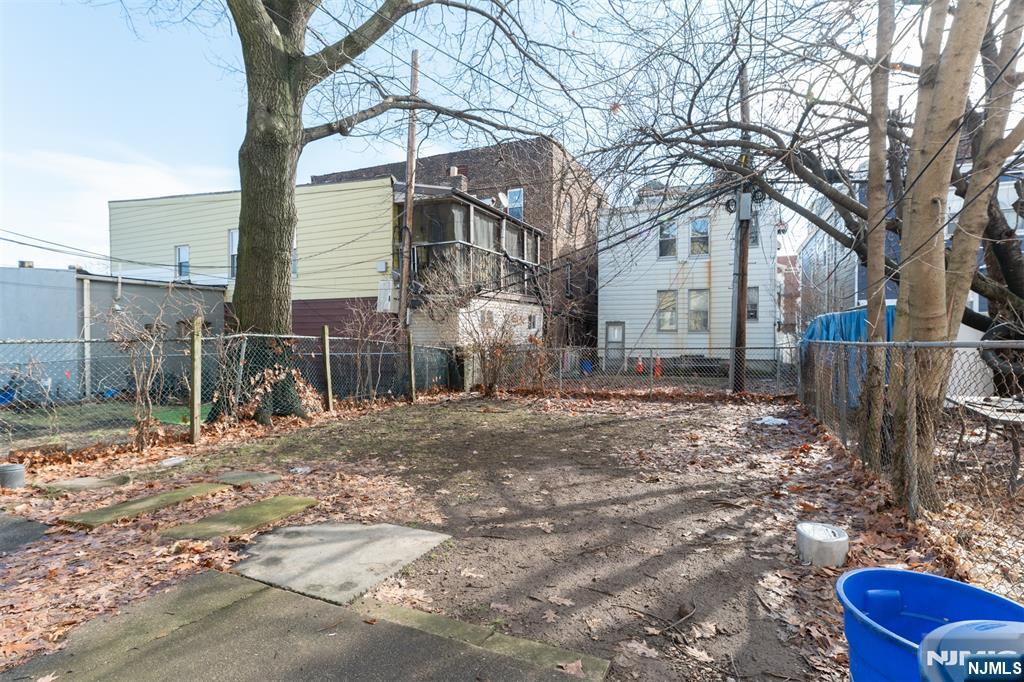 208 19th Street