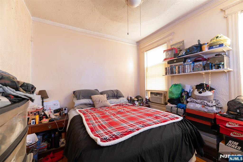 208 19th Street
