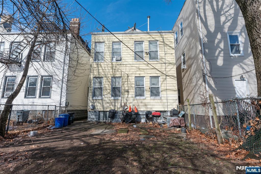 208 19th Street