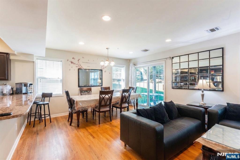 30 Mountain Avenue 11
