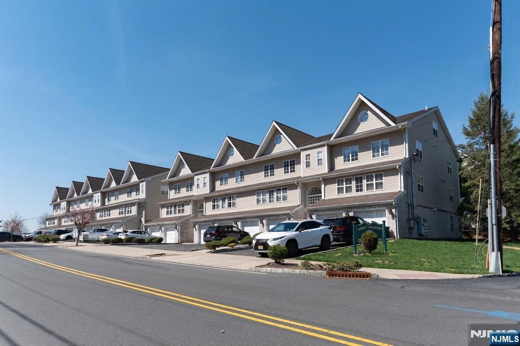30 Mountain Avenue 11