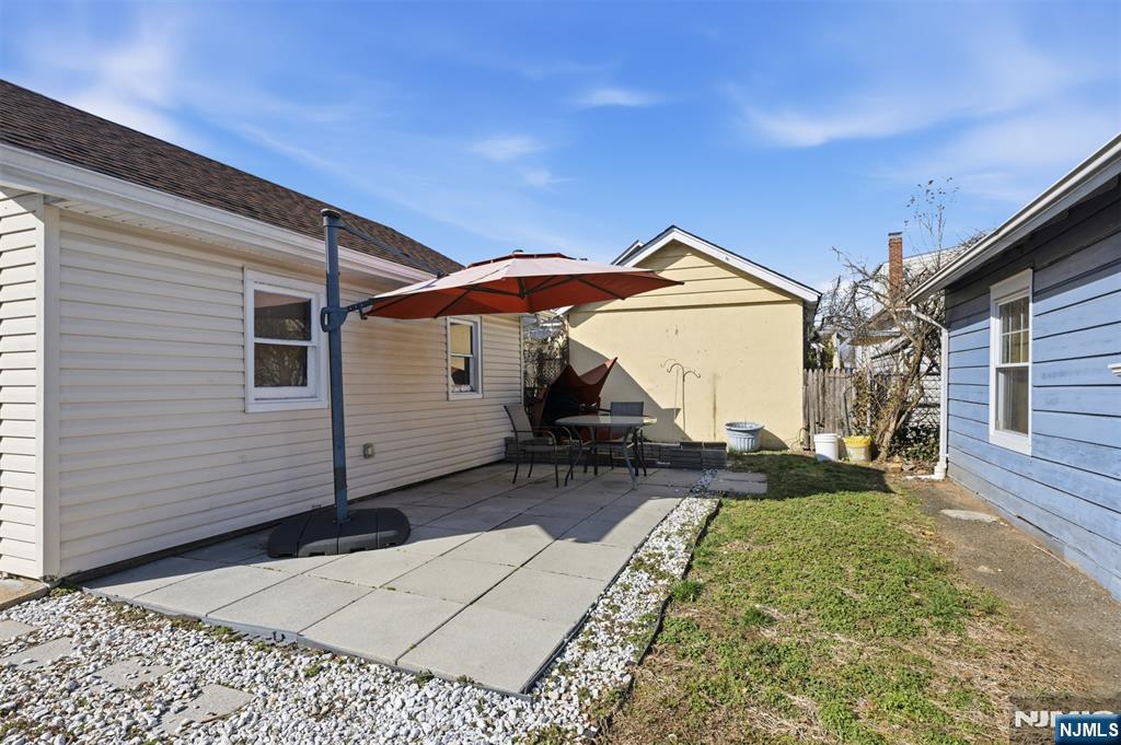 7-13 Henderson Boulevard