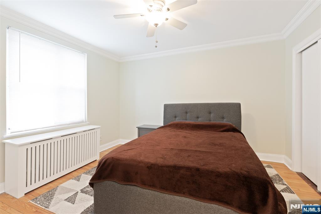100 E Palisade Avenue B22