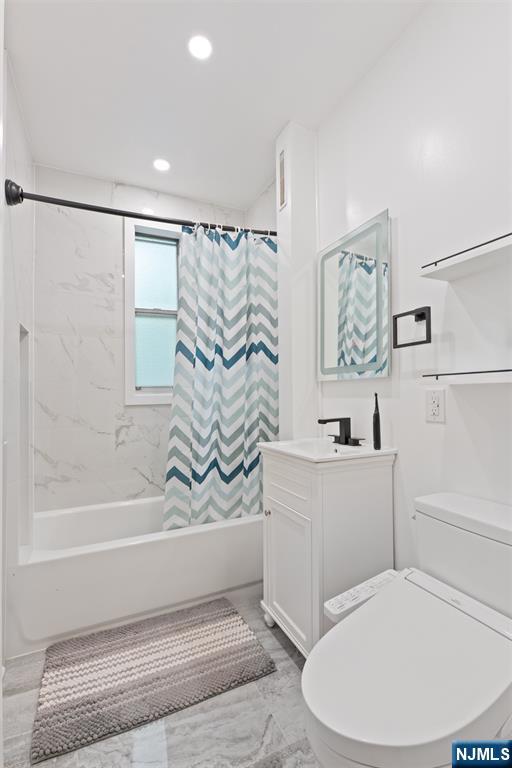 100 E Palisade Avenue B22