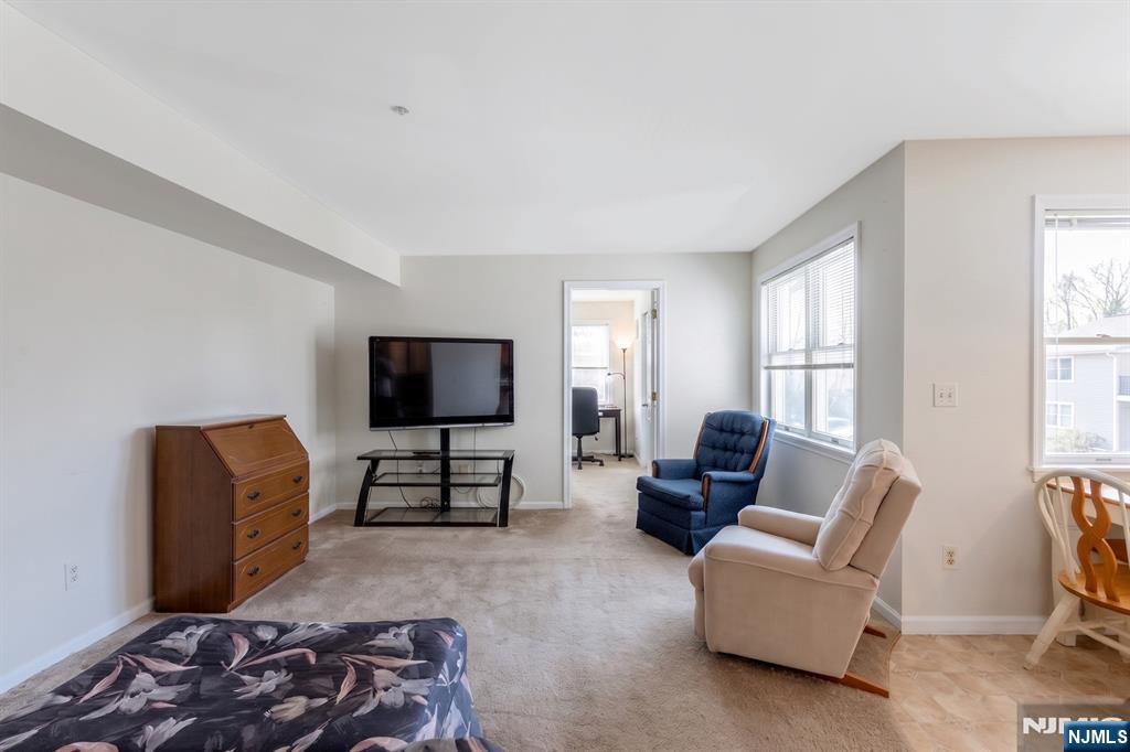 81 Park Edge 2K