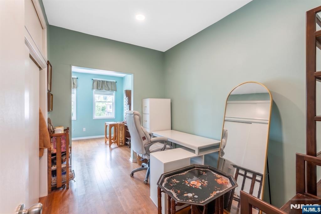 140A Clendenny Avenue