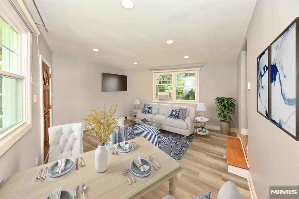 221 Lakeview Drive