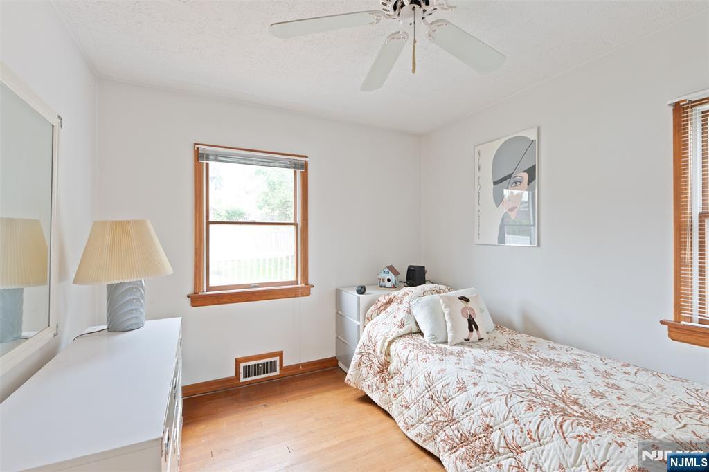 4-29 Summit Avenue