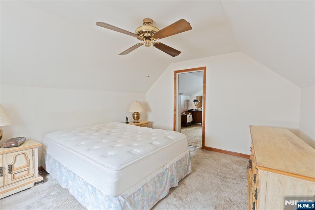 4-29 Summit Avenue