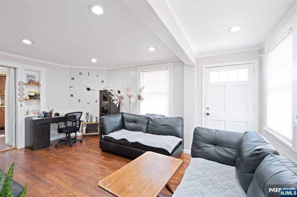 307 Washington Avenue