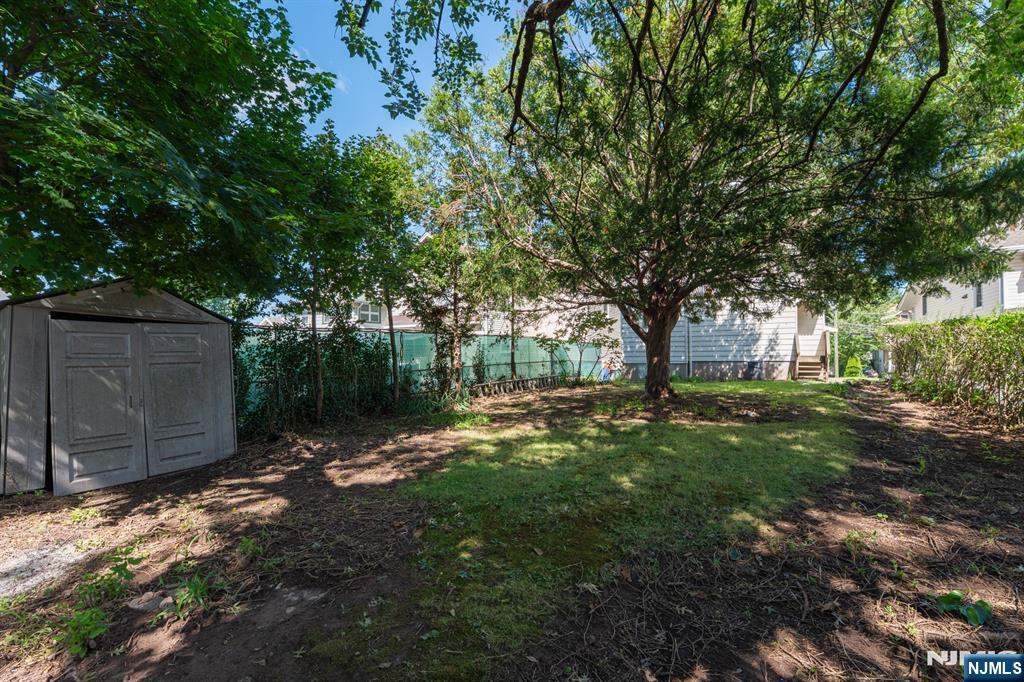 29 Luddington Avenue