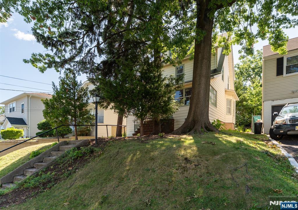 29 Luddington Avenue
