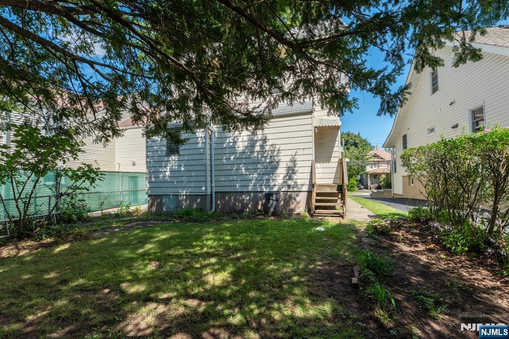 29 Luddington Avenue