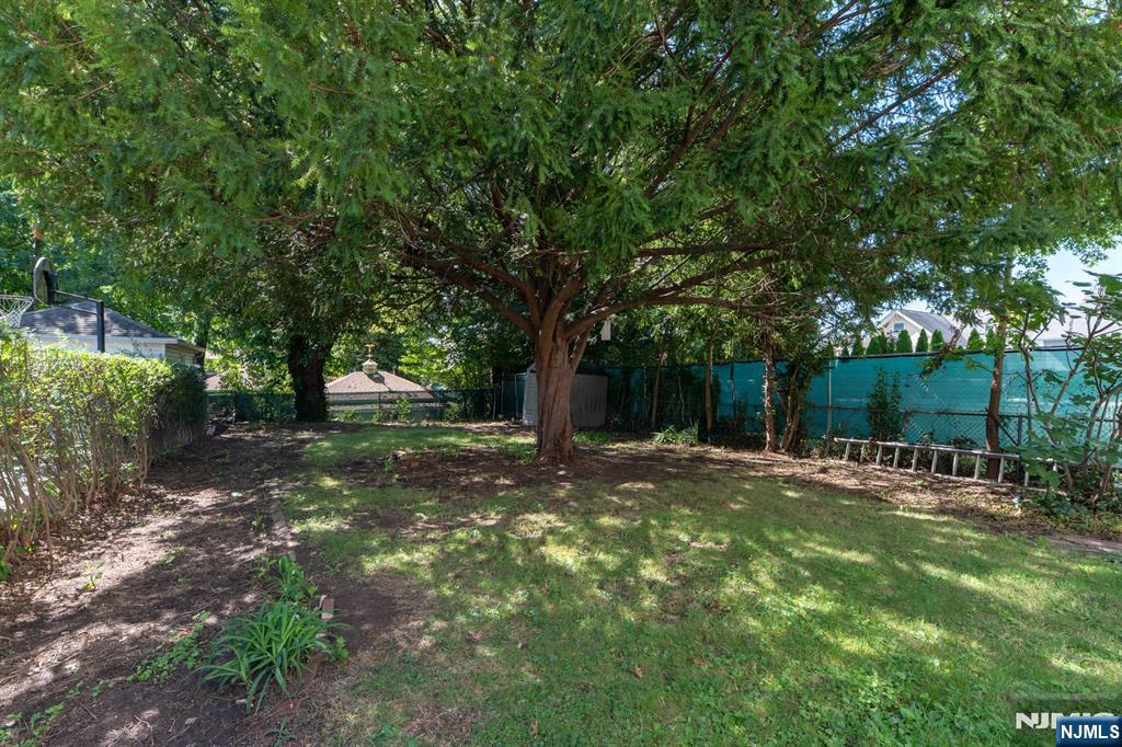 29 Luddington Avenue