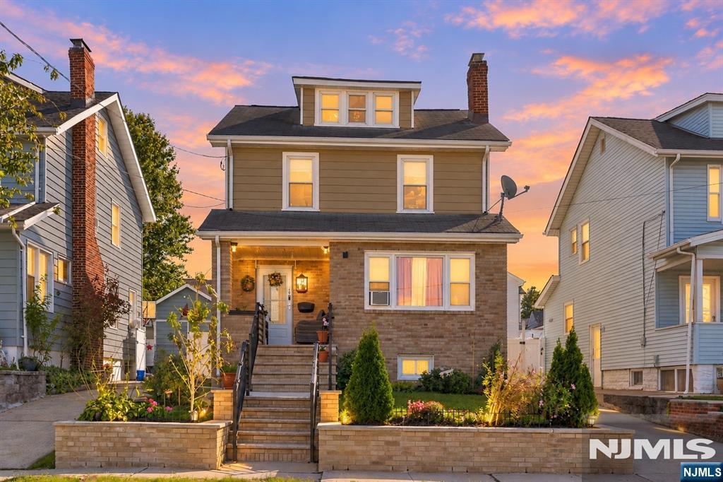 18 Newell Place