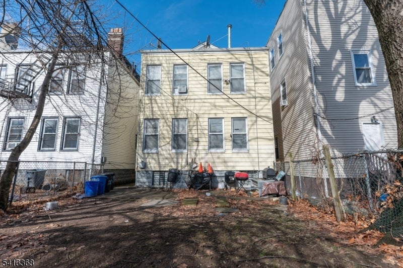 208 N 19Th St