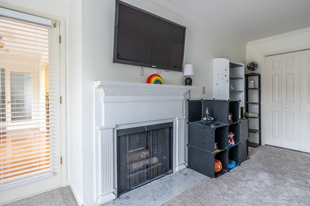 27301 PLANTATION Drive NE