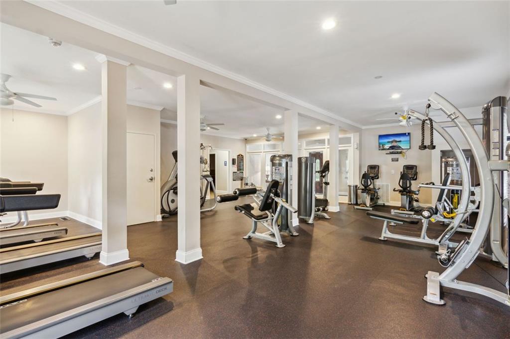 27301 PLANTATION Drive NE