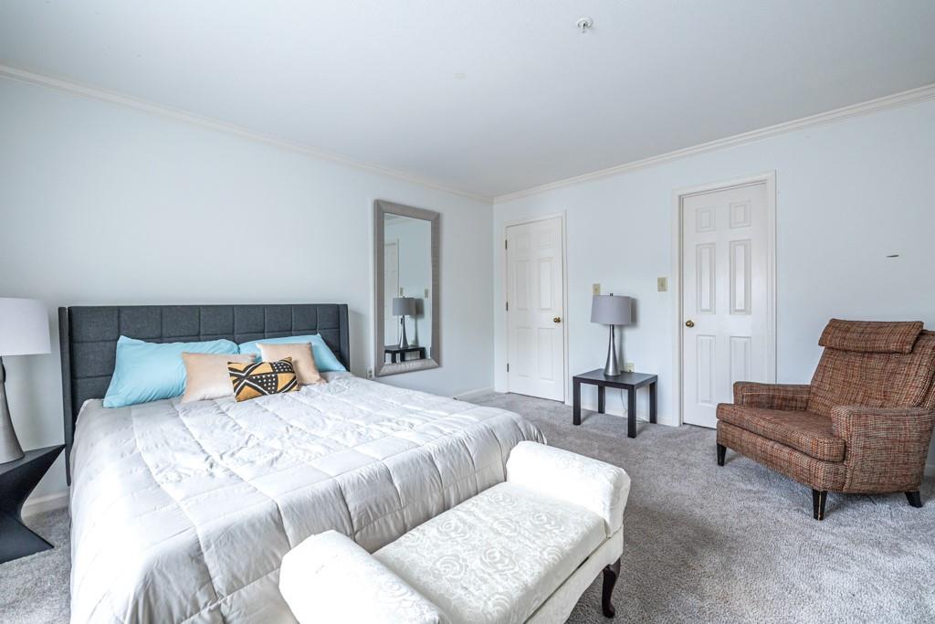 27301 PLANTATION Drive NE