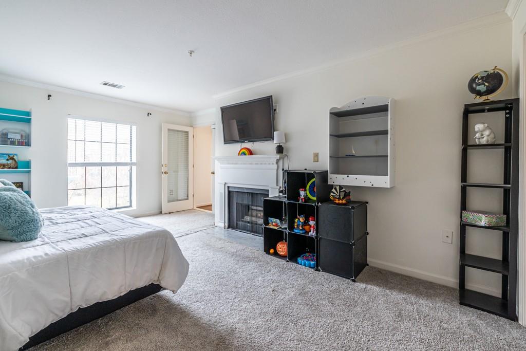 27301 PLANTATION Drive NE