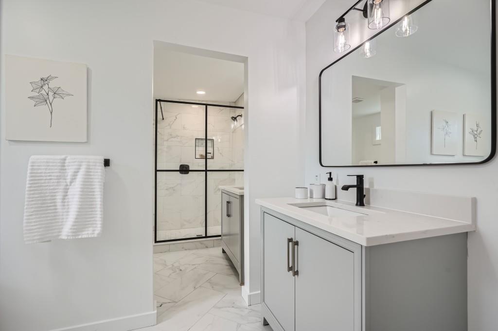 2138 Drew Valley Road NE