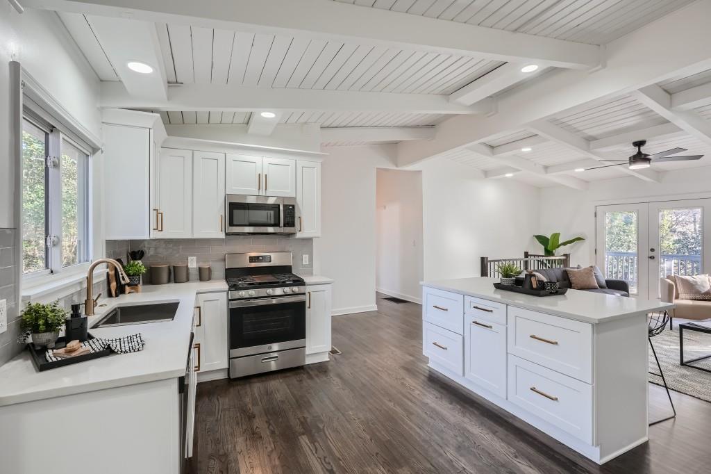 2138 Drew Valley Road NE