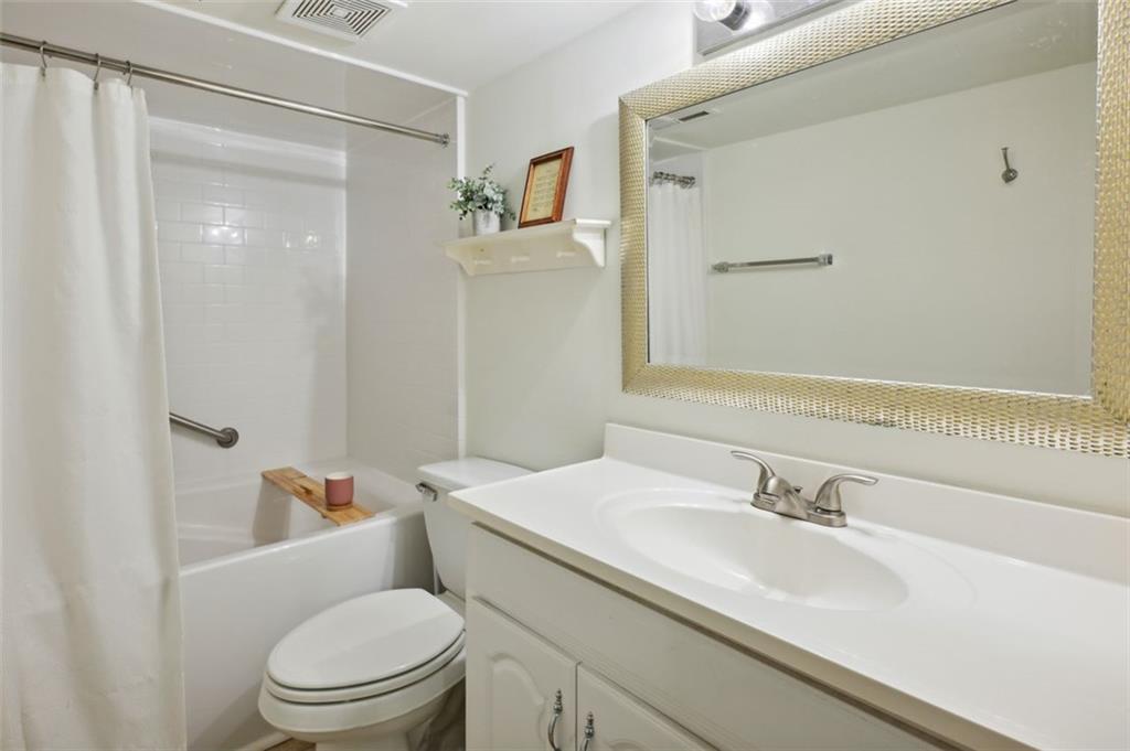 2274 Burch Circle NE