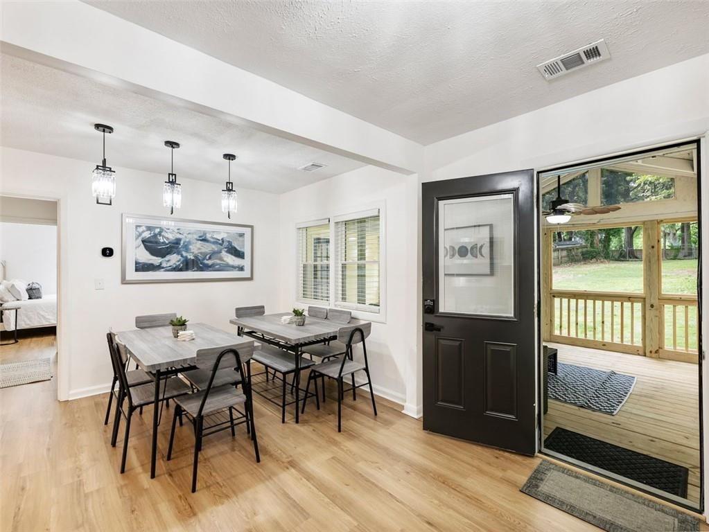 1660 DRESDEN Drive NE