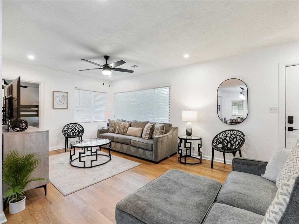 1660 DRESDEN Drive NE