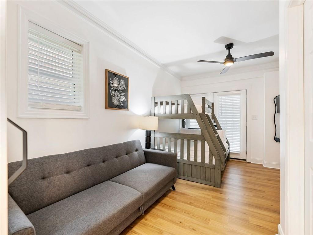 1660 DRESDEN Drive NE