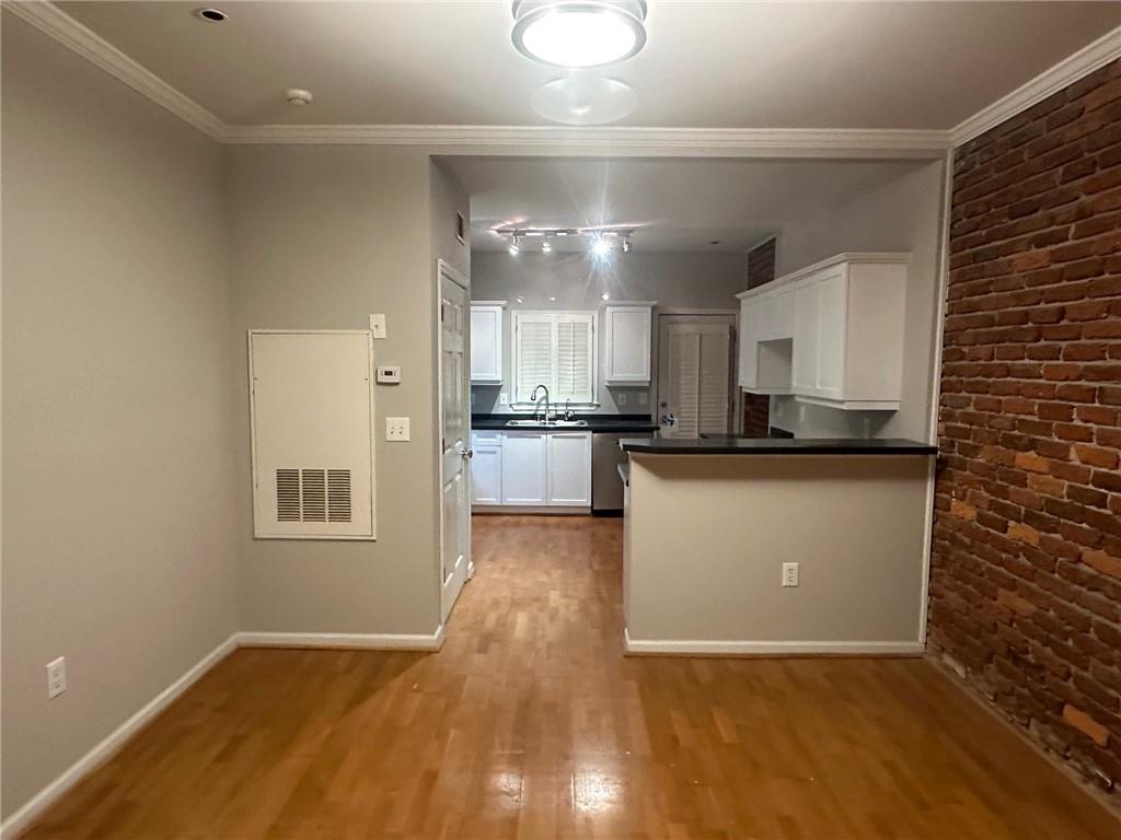 3675 Peachtree Road NE Unit 18