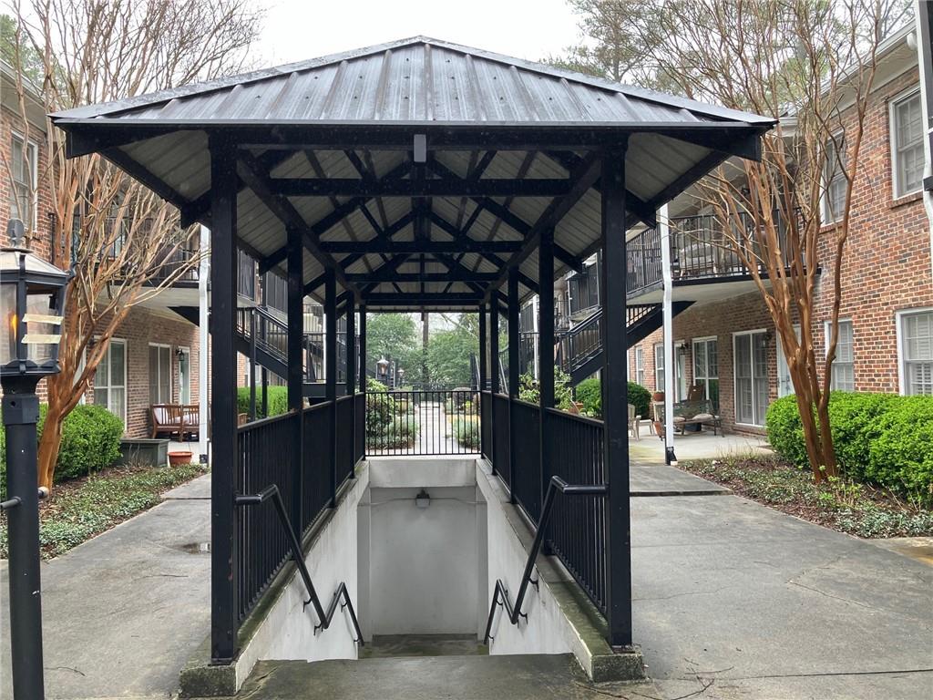 3675 Peachtree Road NE Unit 18