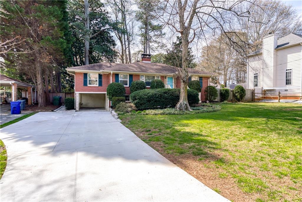 1878 Briarlake Circle