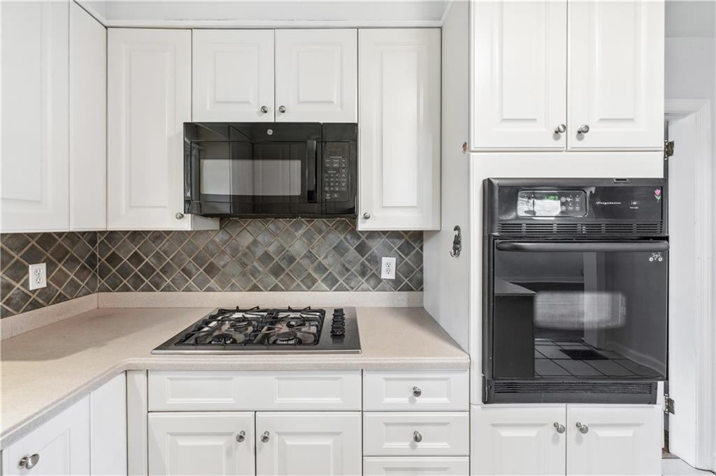 1878 Briarlake Circle