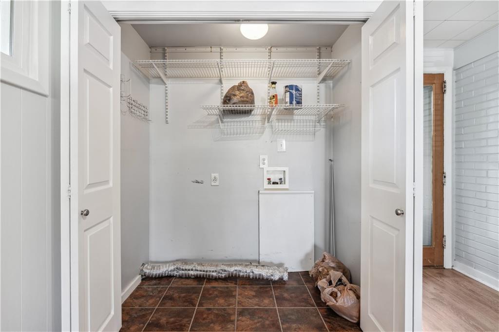 1878 Briarlake Circle