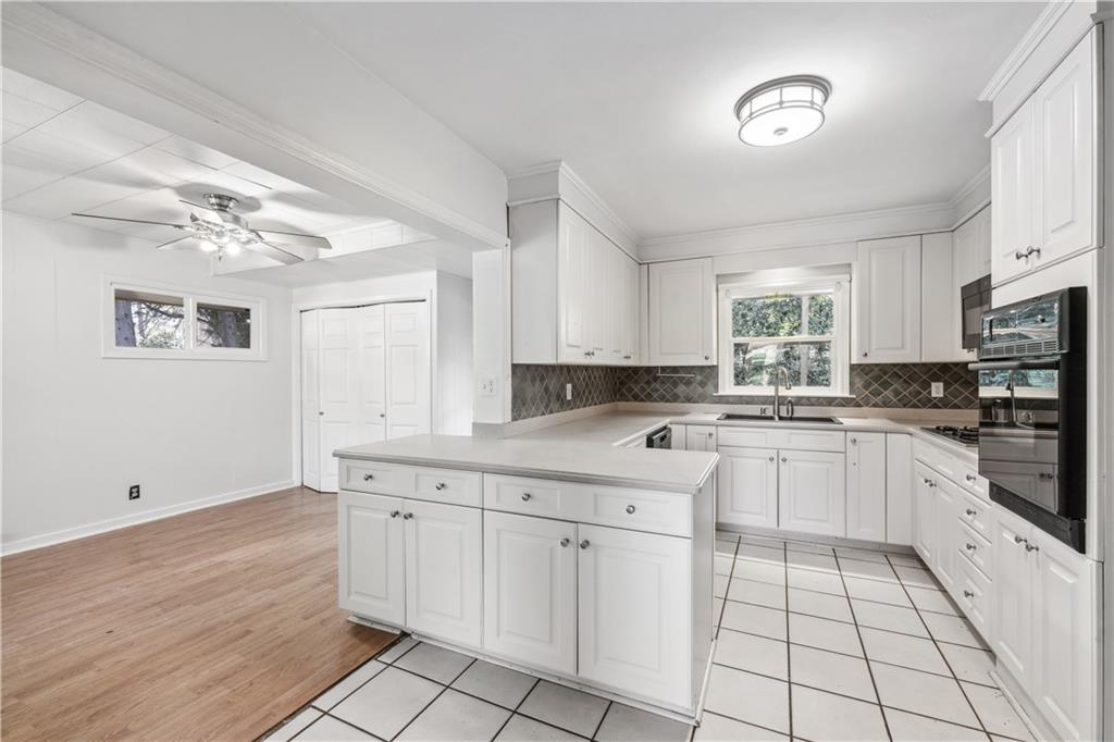 1878 Briarlake Circle