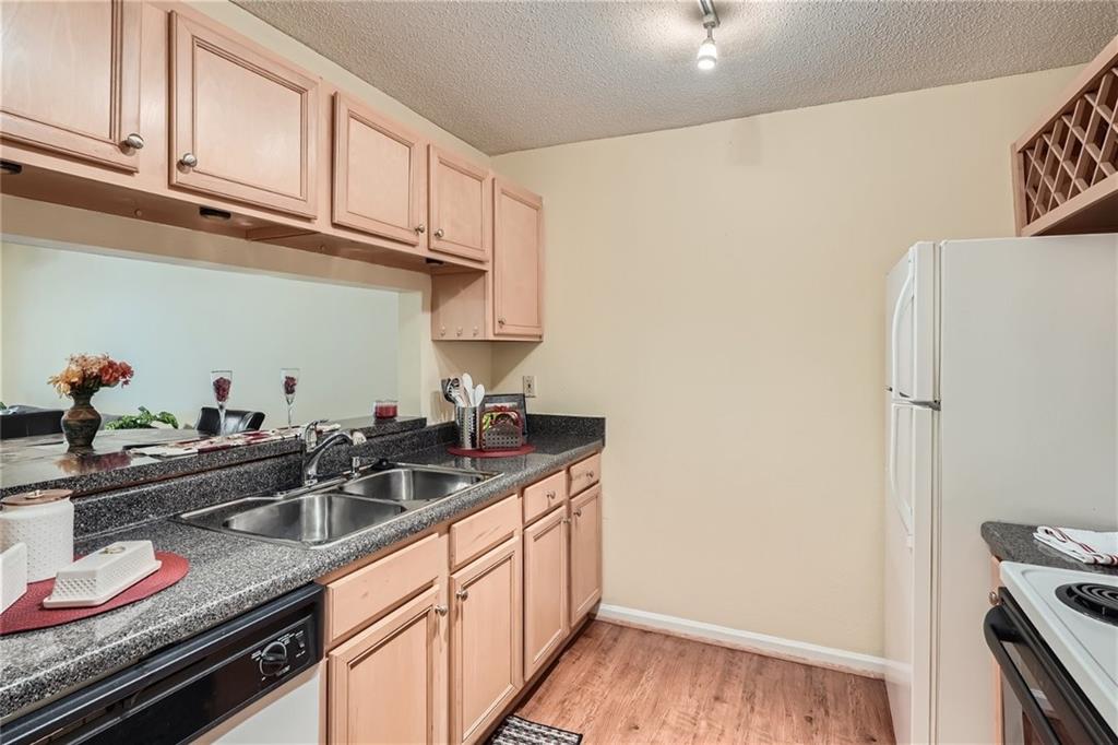 3655 Habersham Road NE Unit 102