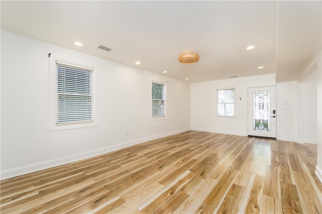 61 Chester Avenue SE