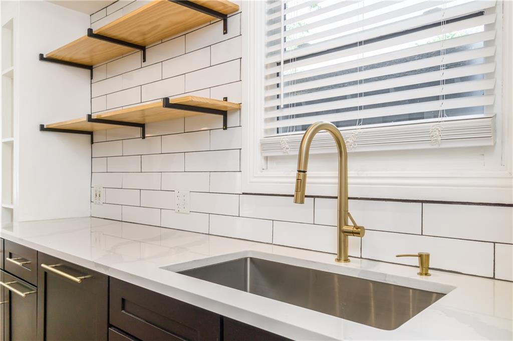 61 Chester Avenue SE