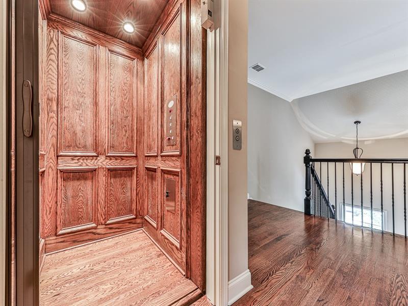 5562 High Point Road