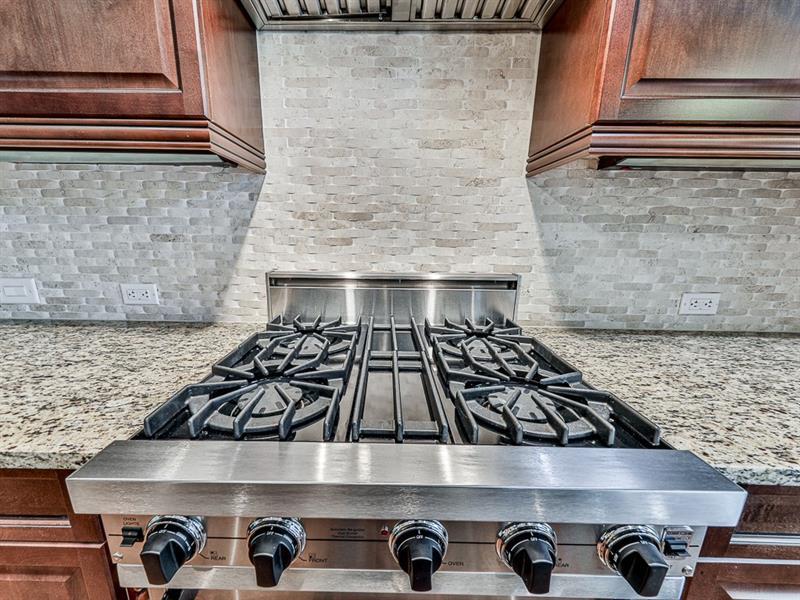 5562 High Point Road