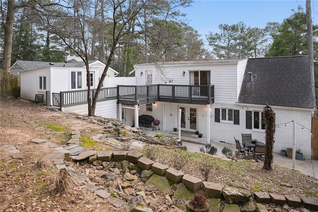 976 Cardova Drive NE