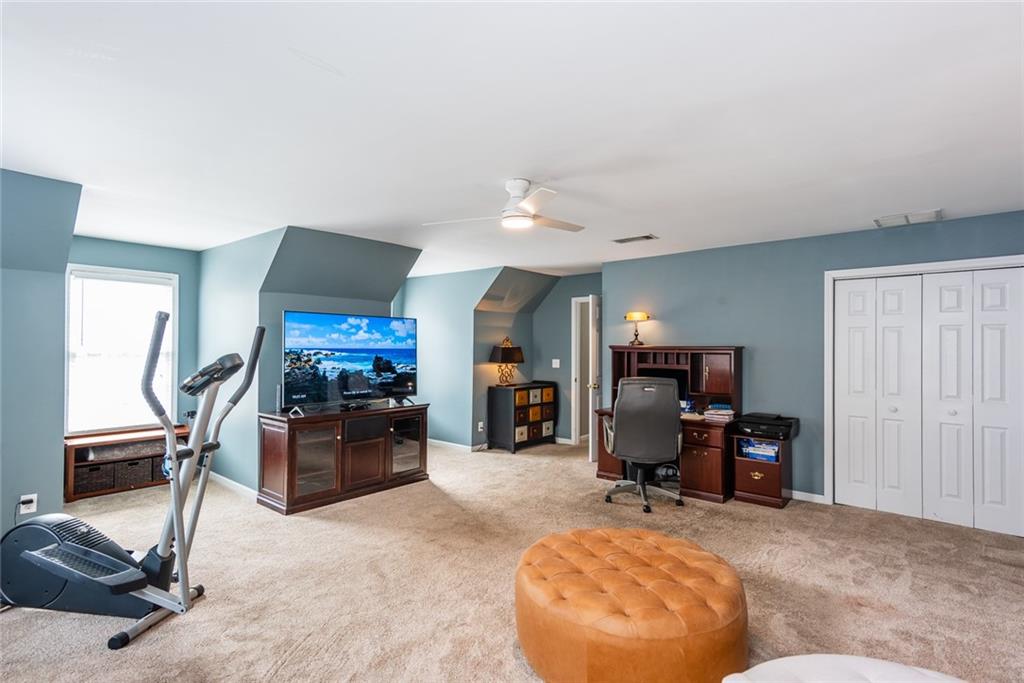 3011 OAK HAMPTON Court