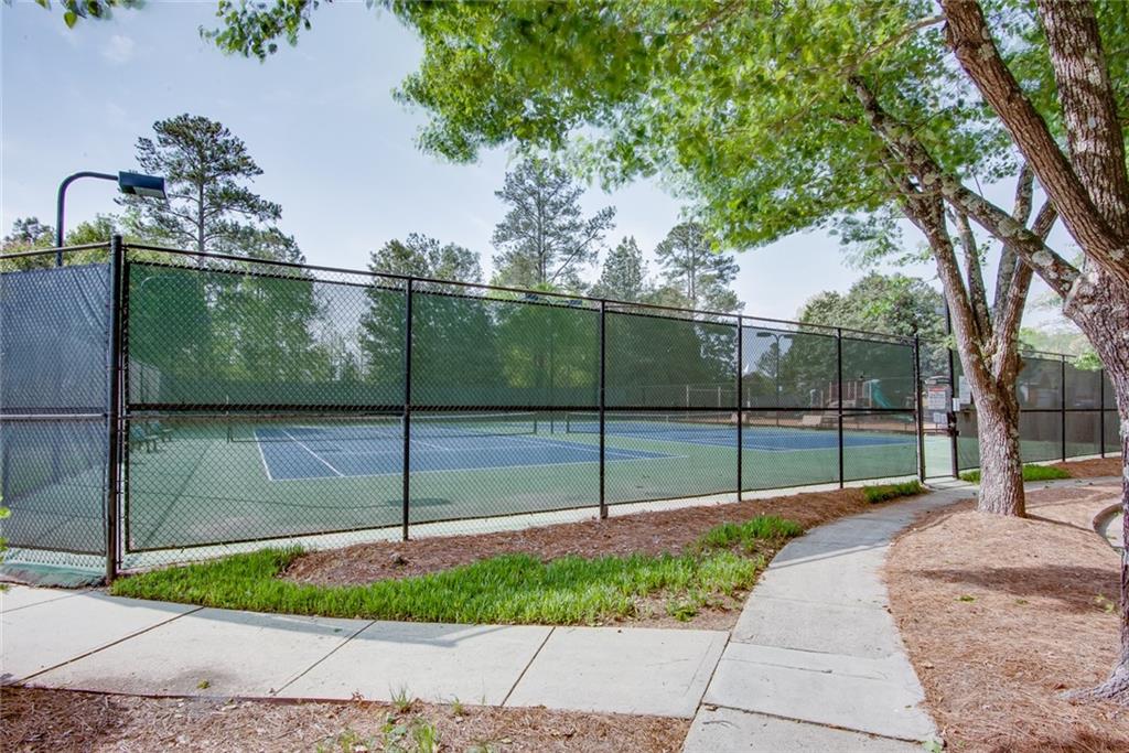 3011 OAK HAMPTON Court