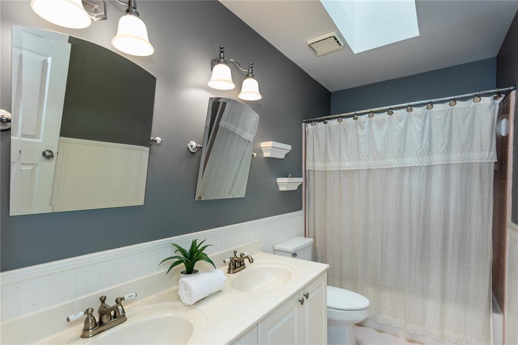 3011 OAK HAMPTON Court