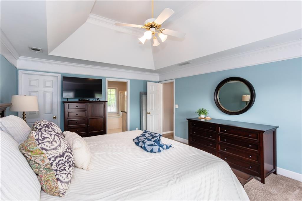 3011 OAK HAMPTON Court