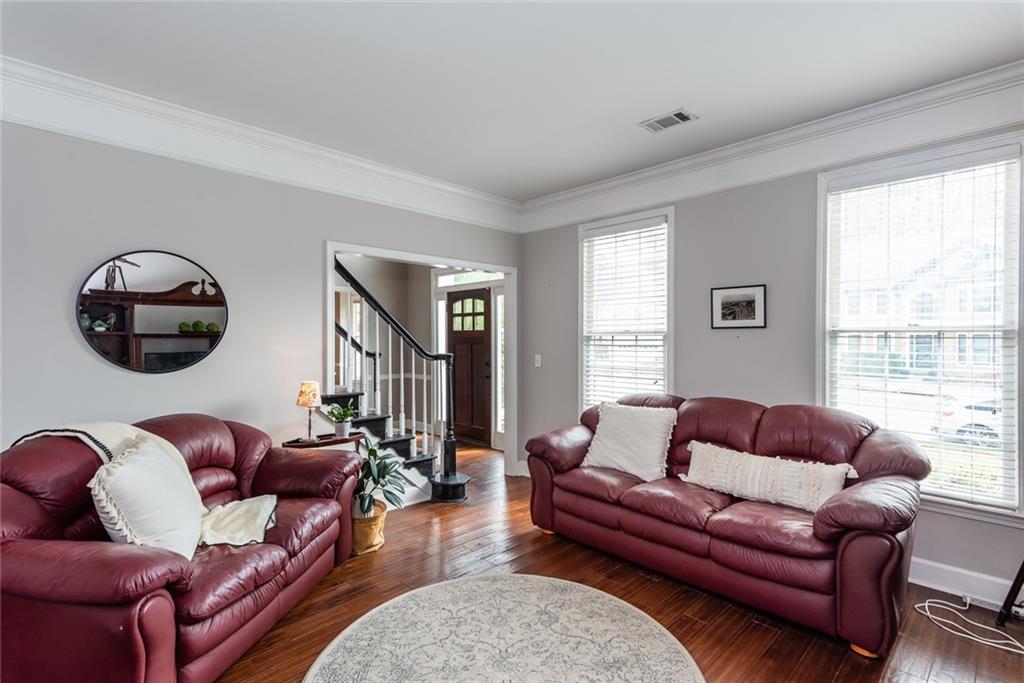 3011 OAK HAMPTON Court