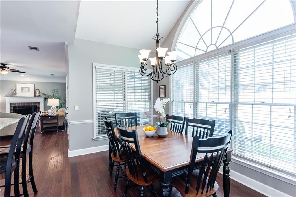 3011 OAK HAMPTON Court